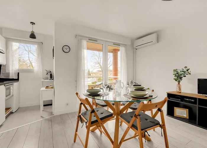 La Petite Muse - Climatisation, Piscine Et Parking Gratuit Apartamento